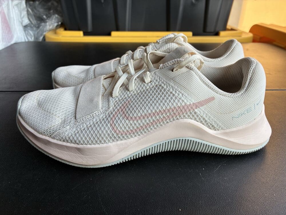 Nike MC Trainer 2 Sneaker Women’s Size 9 Ivory/Pink/Rose Shoes DM0824-104